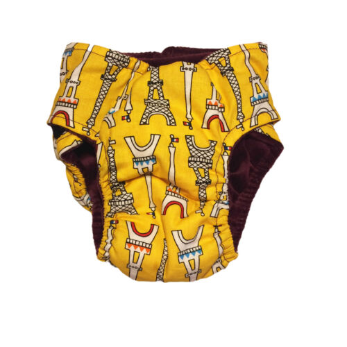 eiffel tower on yellow diaper - back eiffel tower on yellow diaper - back