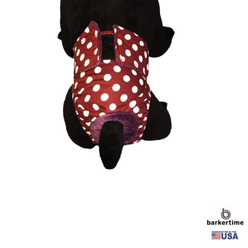 white-polka-dot-on-dark-brown-diaper-model-2 white-polka-dot-on-dark-brown-diaper-model-2