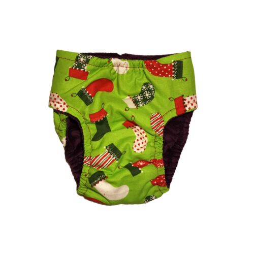 christmas-stocking-on-green-diaper-back christmas-stocking-on-green-diaper-back