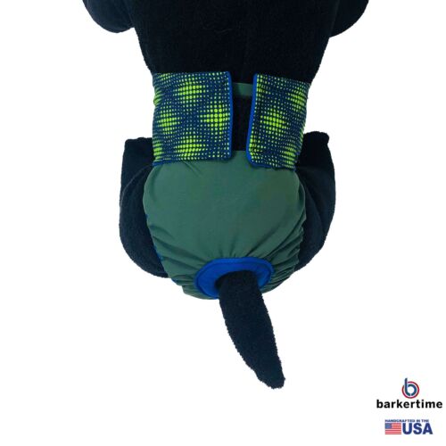 green dots on green diaper - model 2 green dots on green diaper - model 2